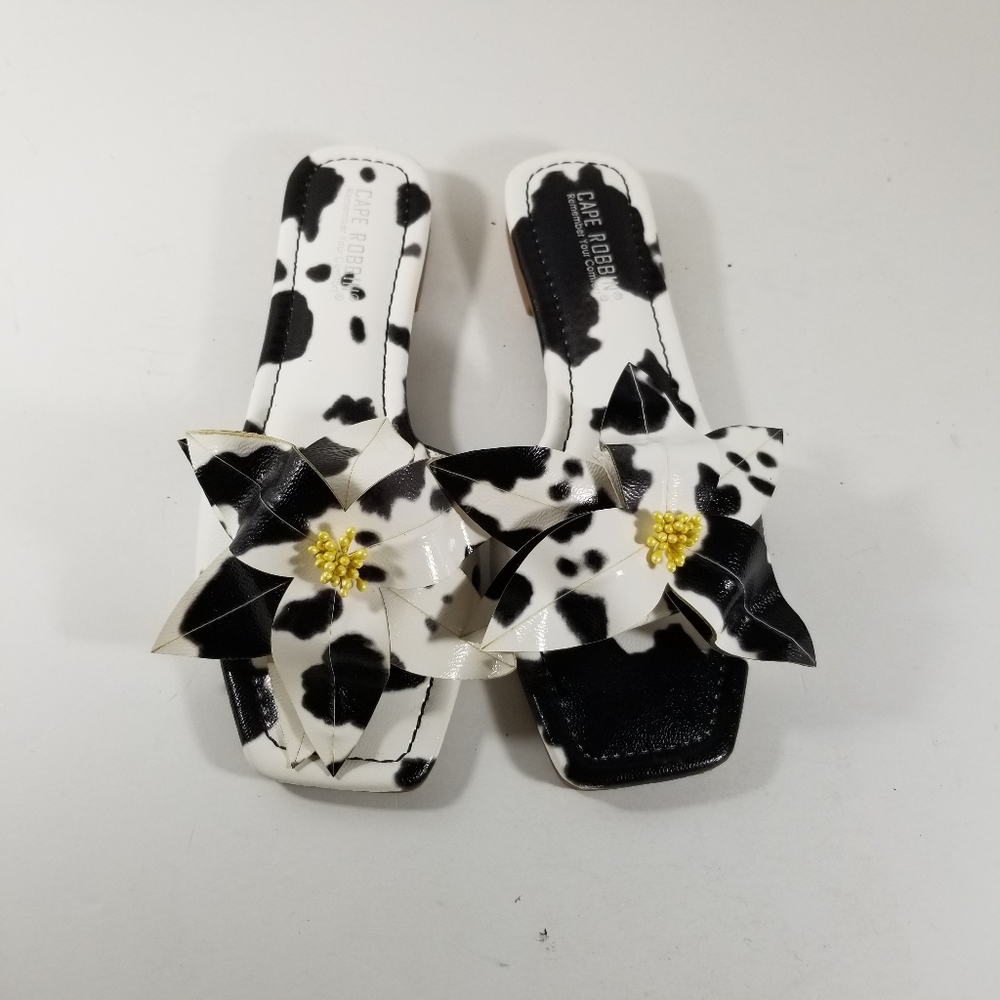 Cape Robbin Sandals Women's 7.5 White Black Flower Slide Open Toe Slip On